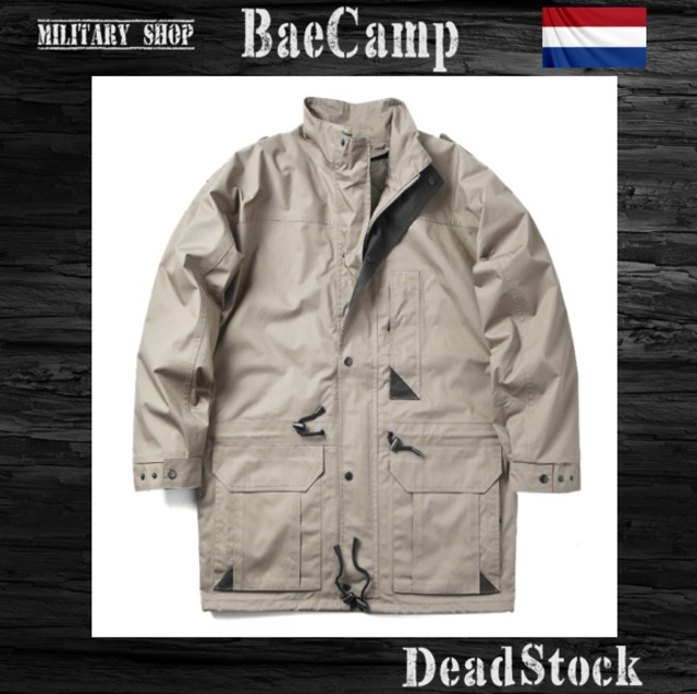 新品 デッドストック オランダ軍 キルティングライナー付き フィールド