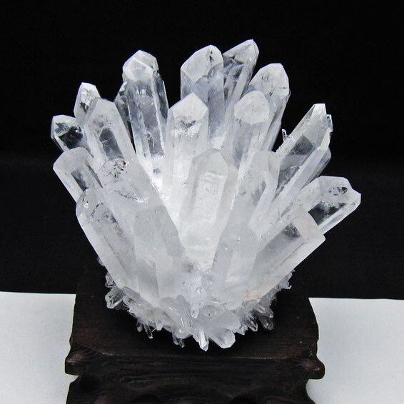 水晶 クラスター 水晶 原石 台座付属 一点物 182-8667