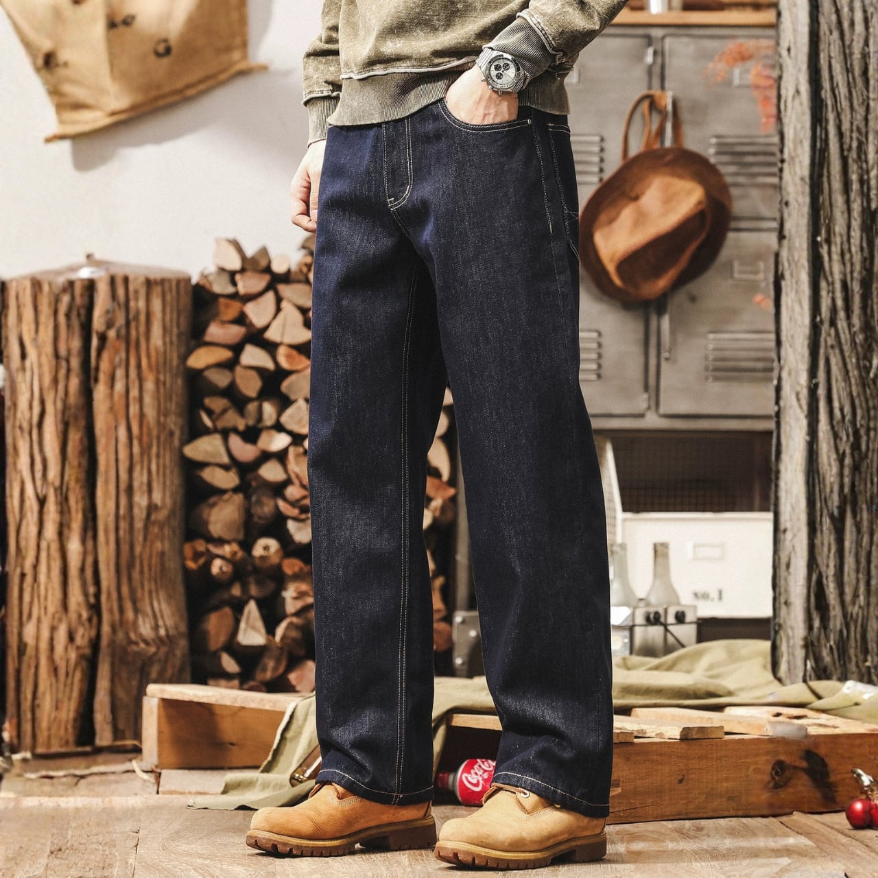 レギュラーライズ ストレートフィット デニムパンツ 00615