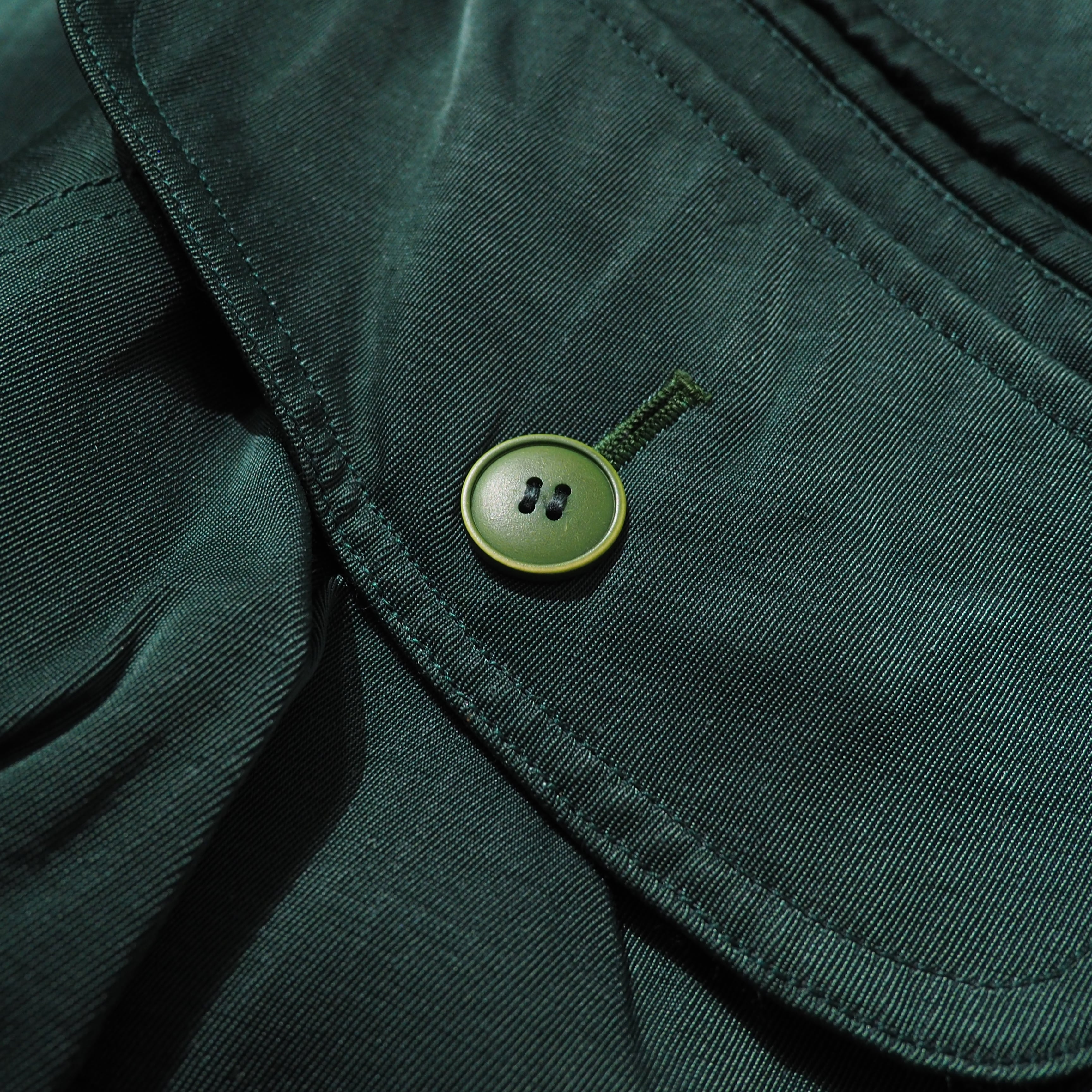 1980s ” Old ABAHOUSE ” Beautiful green Color vintage loose Nylon jacket