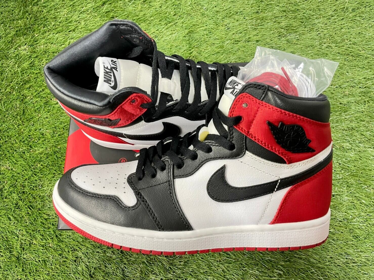 NIKE W AIR JORDAN 1 RETRO HIGH OG SATIN BLACK TOE CD0461-016 27.5  