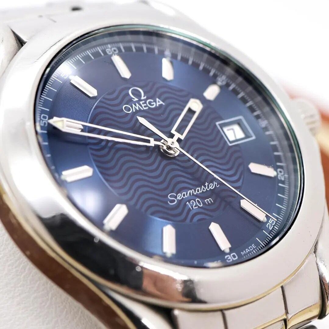 稼働 OMEGA Seamaster 腕時計 デイト ブルーウェーブ 3839 稼働 OMEGA Seamaster 腕時計 デイト ブルーウェーブ 3839 | Like a
