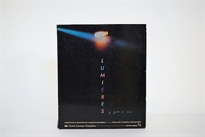 LUMIERES /display book