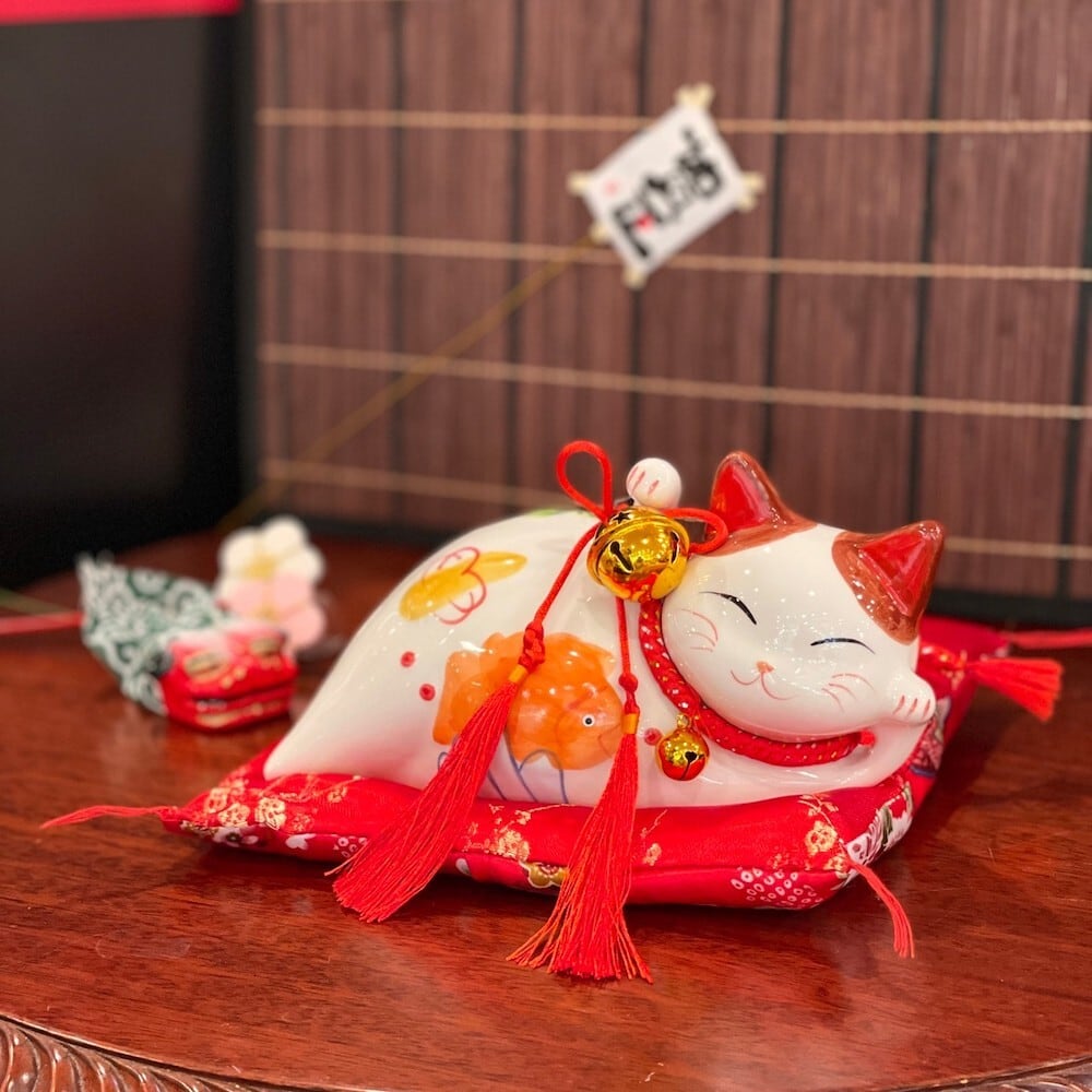 黒漆／置物／ペア／猫／招き猫／木製／縁起物／アンティーク