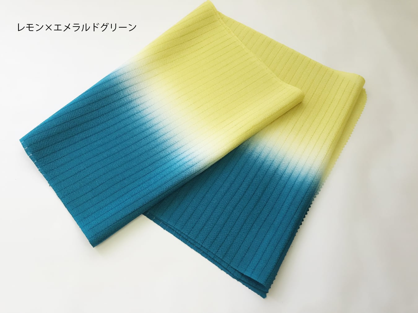 【帯揚】縦ボカシ染め分け 緑×青鼠 (全5色) 全6色】縦染め分けぼかし帯揚げ(絽縮緬) | 重宗玉緒 WEB SHOP