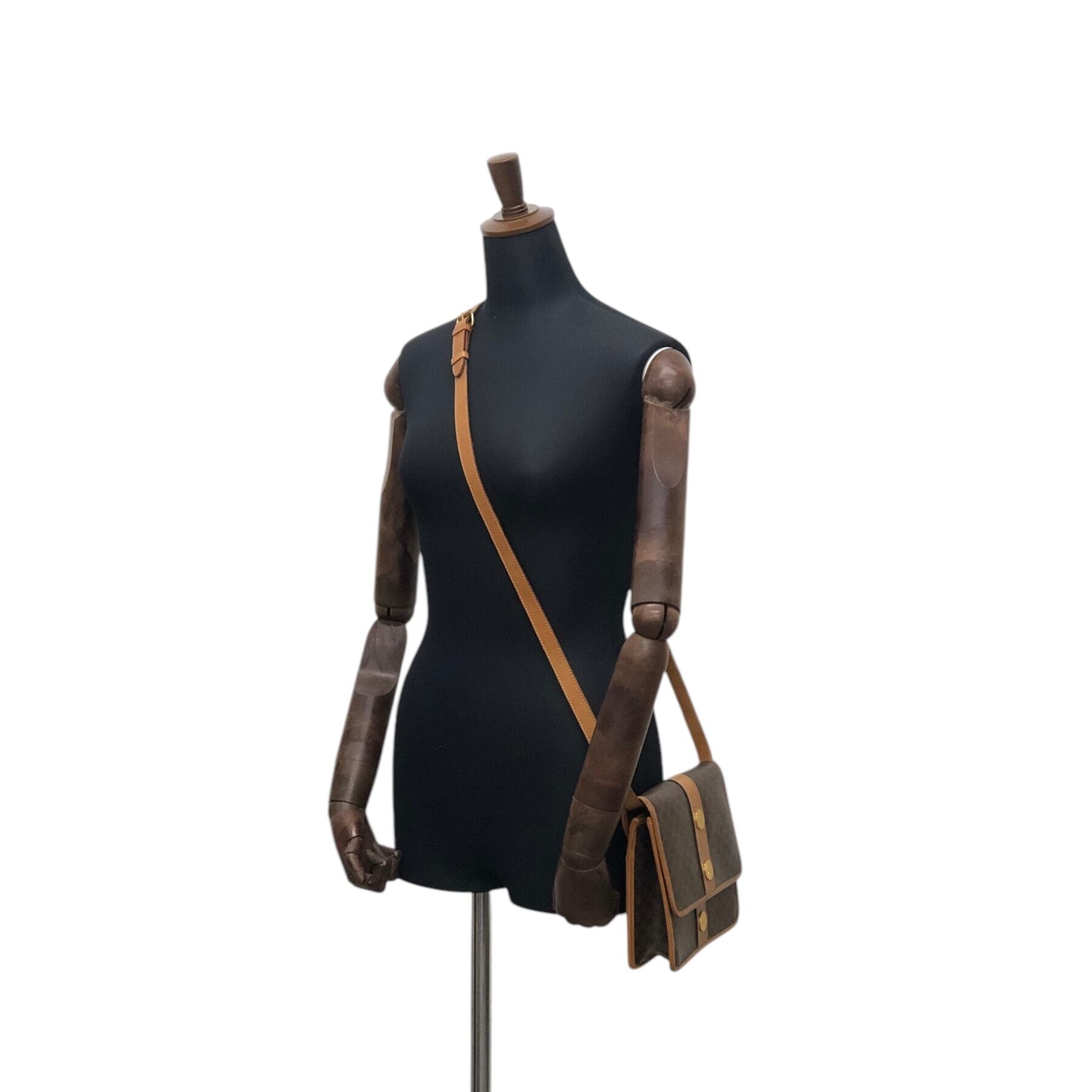 CELINE セリーヌ マカダム  ショルダーバッグ ブラウン メダル PVC レザー  tab6bn CELINE セリーヌ マカダム ショルダーバッグ ブラウン メダル PVC