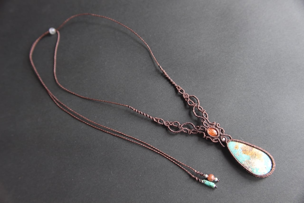 Turquoise & Sunstone micromacrame necklace