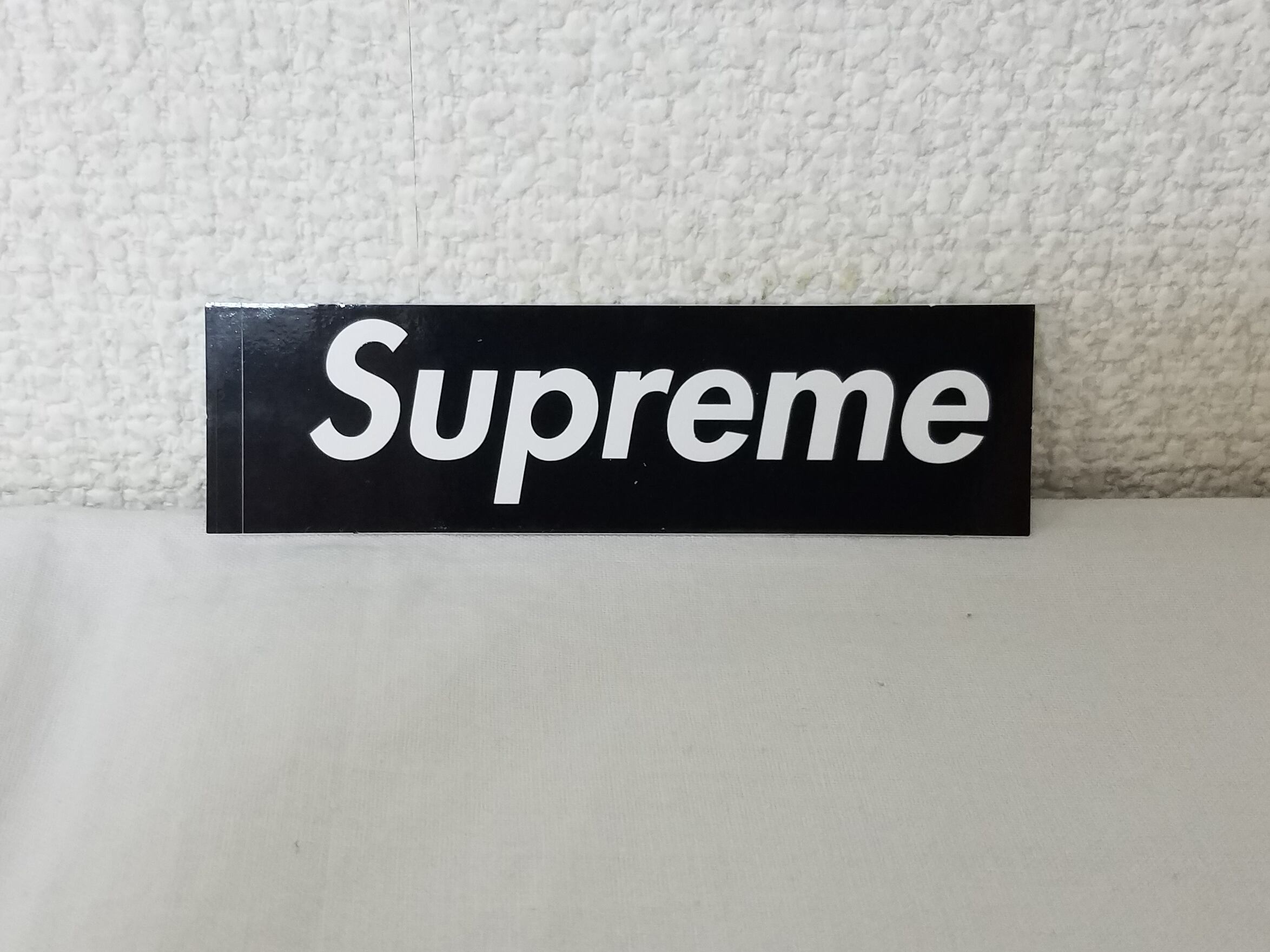 Supreme （シュプリーム） SMALL BOX LOGO ステッカー | バイセル上野 