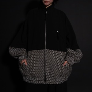 over silhouette embroidery switching design zip-up blouson