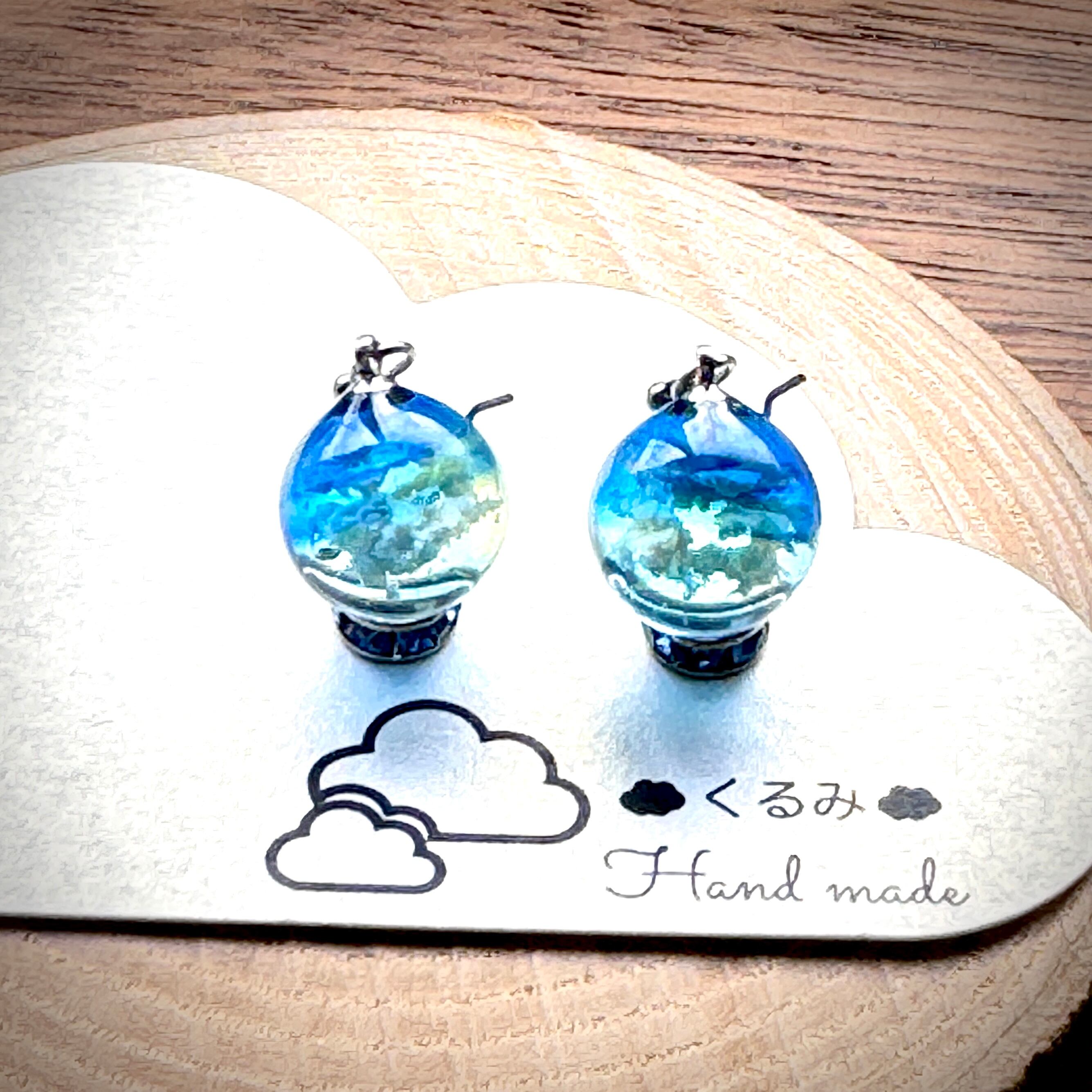 レジンピアス イヤリング 青空 まん丸 12mm b