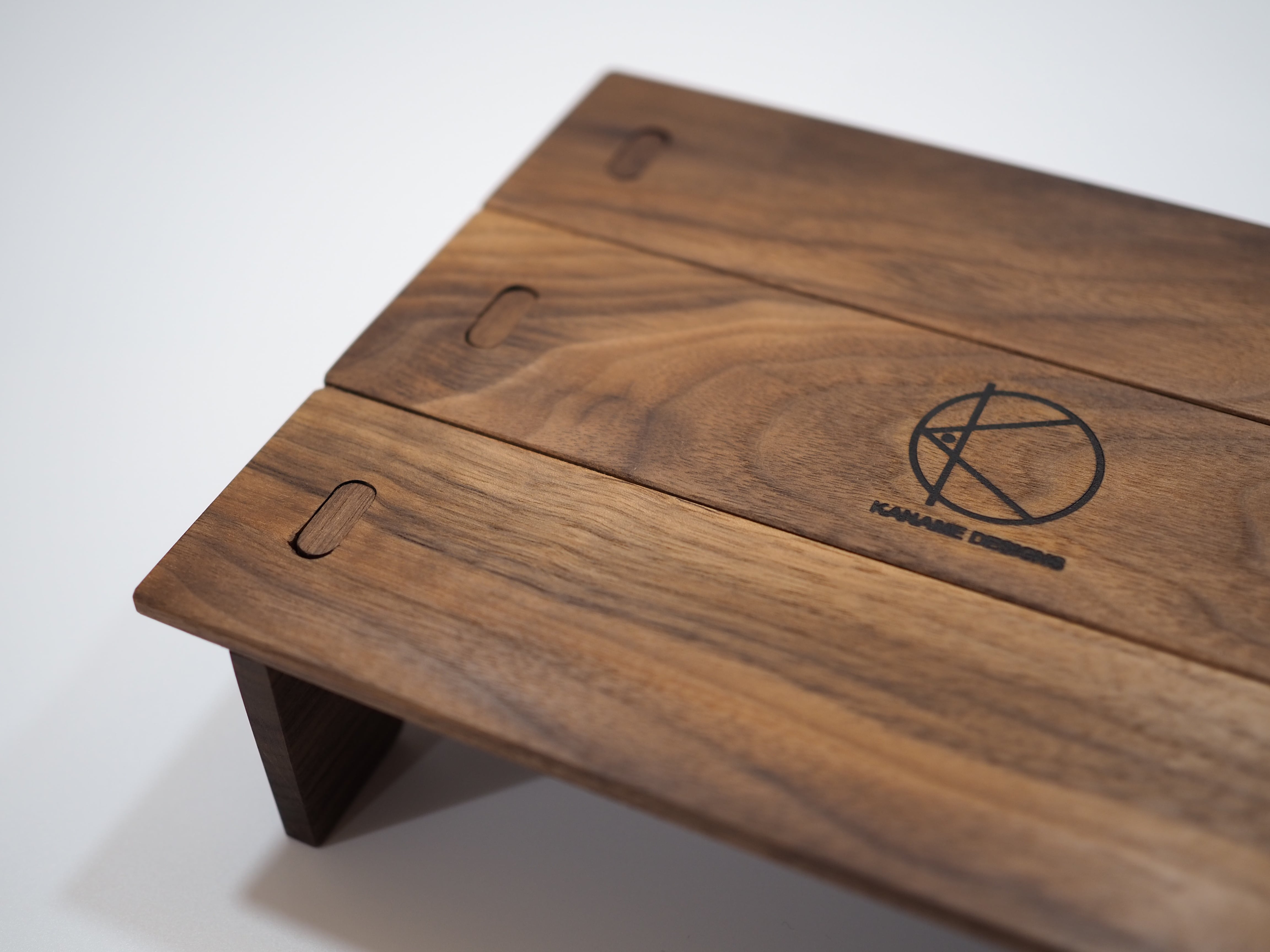 YAMA Table ウォルナット | KANAME DESIGNS
