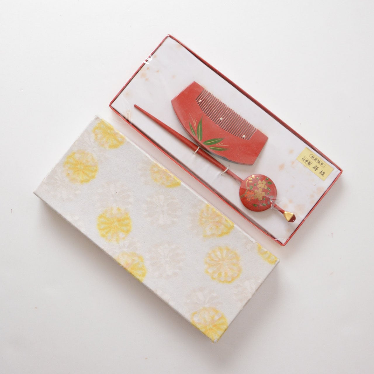 □未使用 デッドストック□ 日本製 純金使用 蒔絵 かんざし＆櫛セット