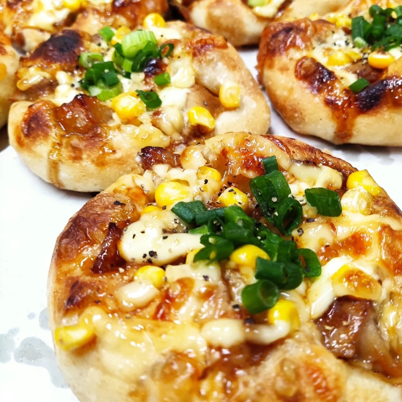 「わけあり」沖縄の食文化を取り入れた、ジママヤベーカリーのロスパンセット80サイズ