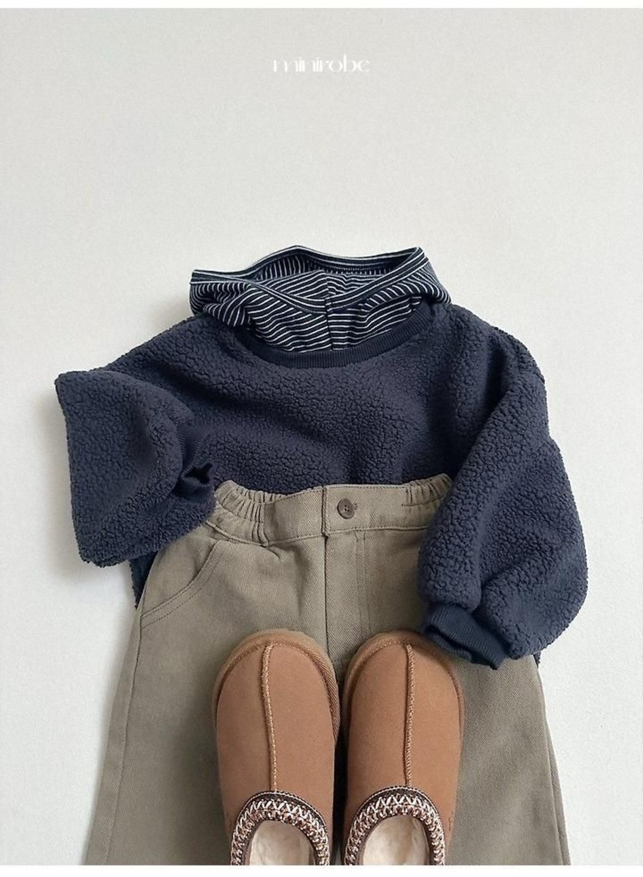 〖取寄〗韓国子供服 / 26winter / minirobe / ボアフードトレーナー / キッズ *S~XL*