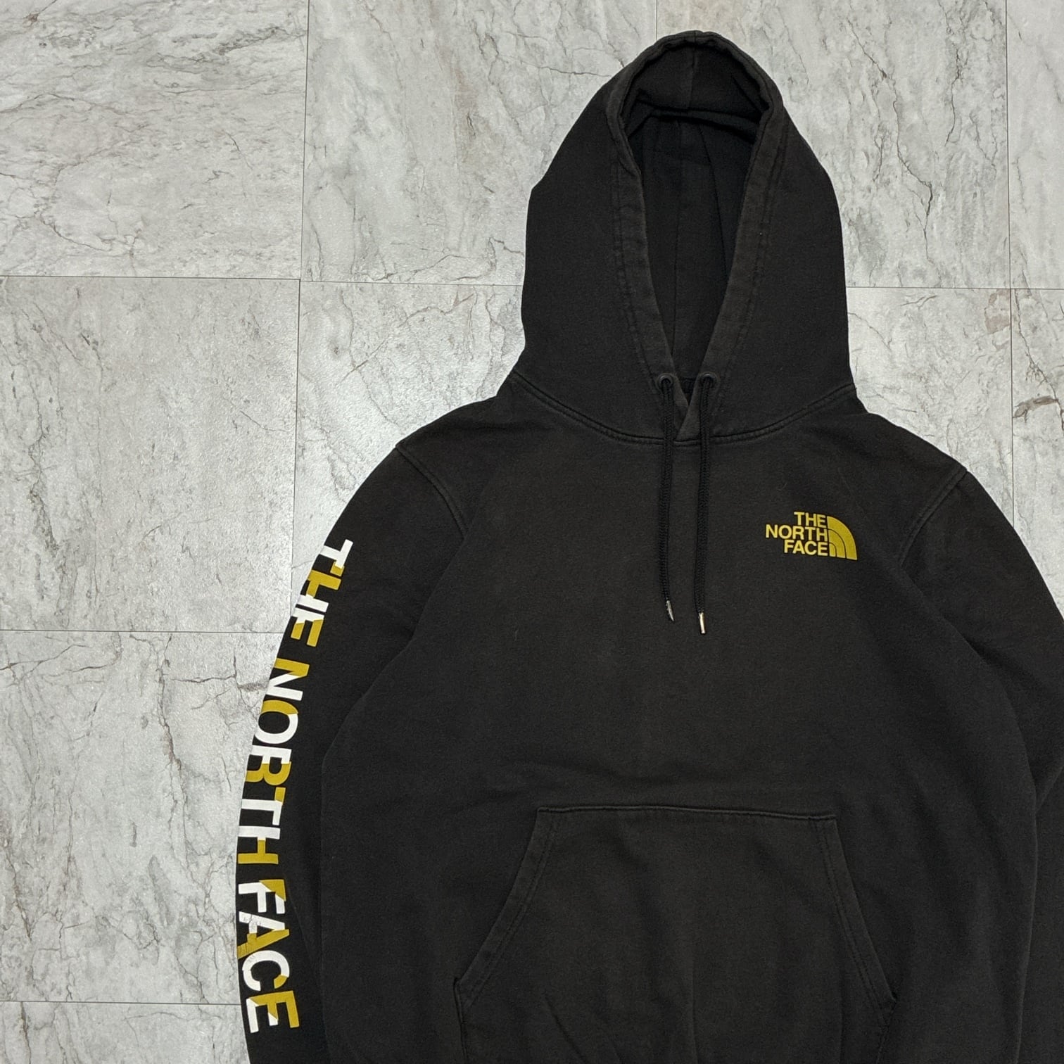 embroidery brand name hoodie black | PAY ID