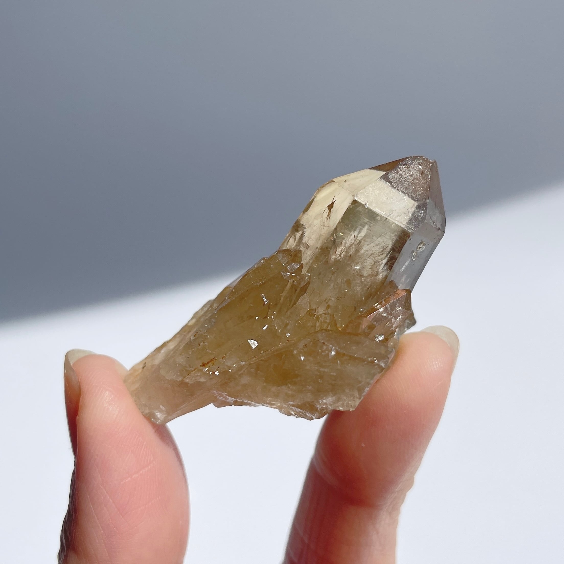 メキシカンオニキスランプ（天然石）光を透過する石