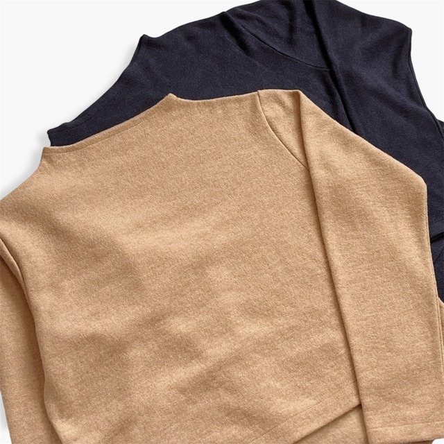 ロングスリーブがかわいい！キレイに魅せるトップス ボトルネックカットソー｜ネイビー｜画像11