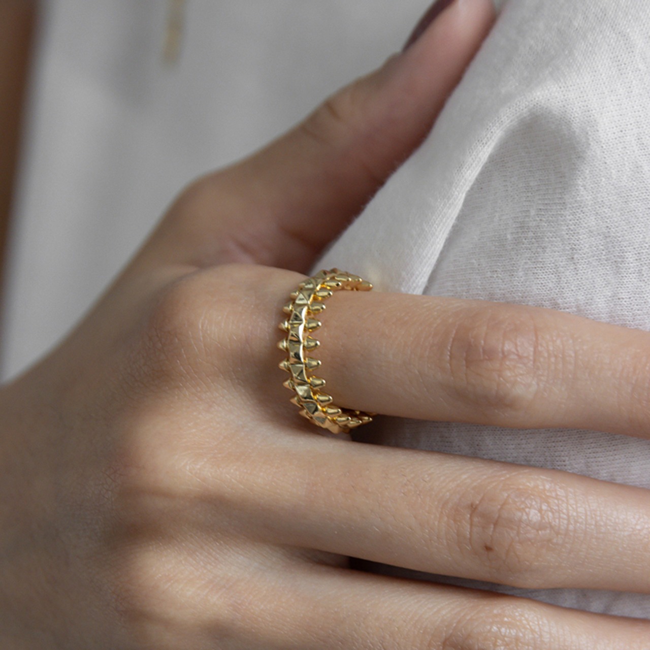 予約受付中！！【ネコポス便】スパイクリング 12号相当 16号相当 スパイク リング 指輪 レディース  高見え 上品 大人可愛い ステンレスリング 2528