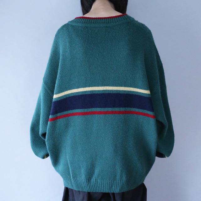 good coloring 3D knit pattern over silhouette cardigan（made in italy）