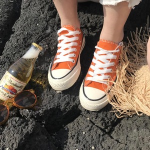 キャンバススニーカー　A1642