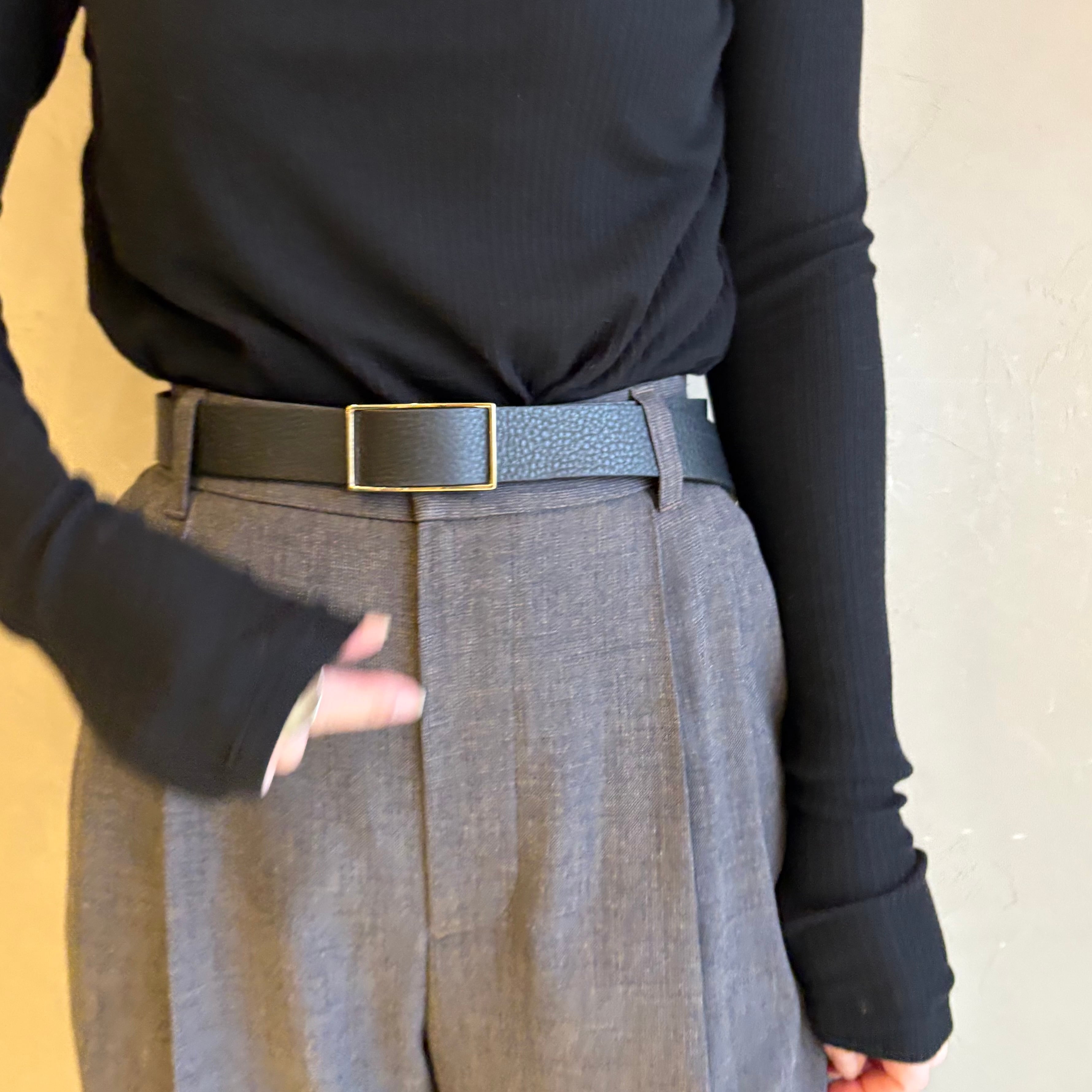 【 PAKU 】穴なしスクエアバックルベルト(GOLD)