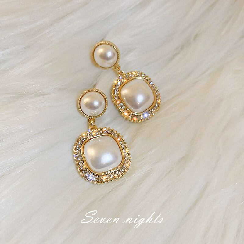 バロック風ピアス