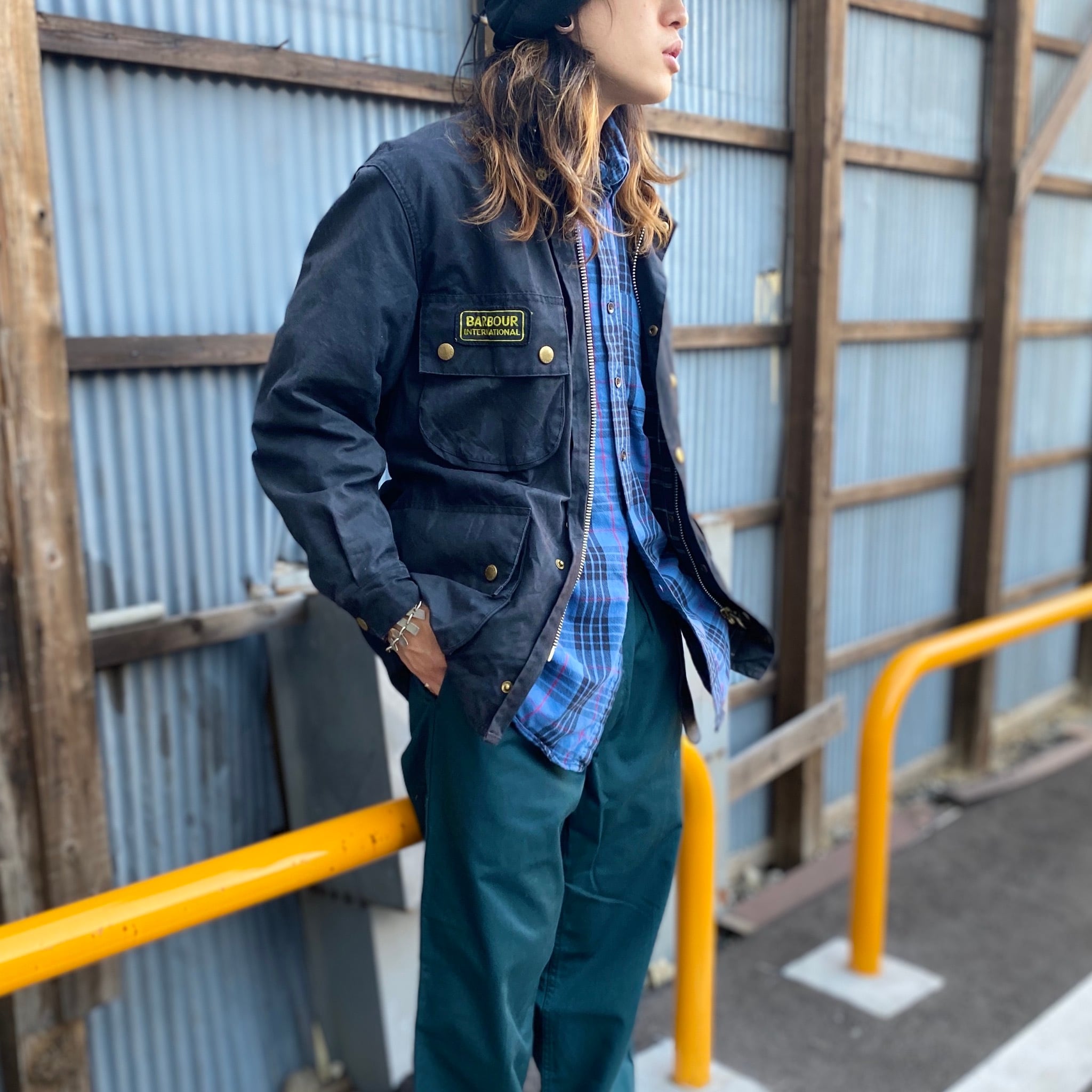 Barbour International A7 L ブルー 英国製-