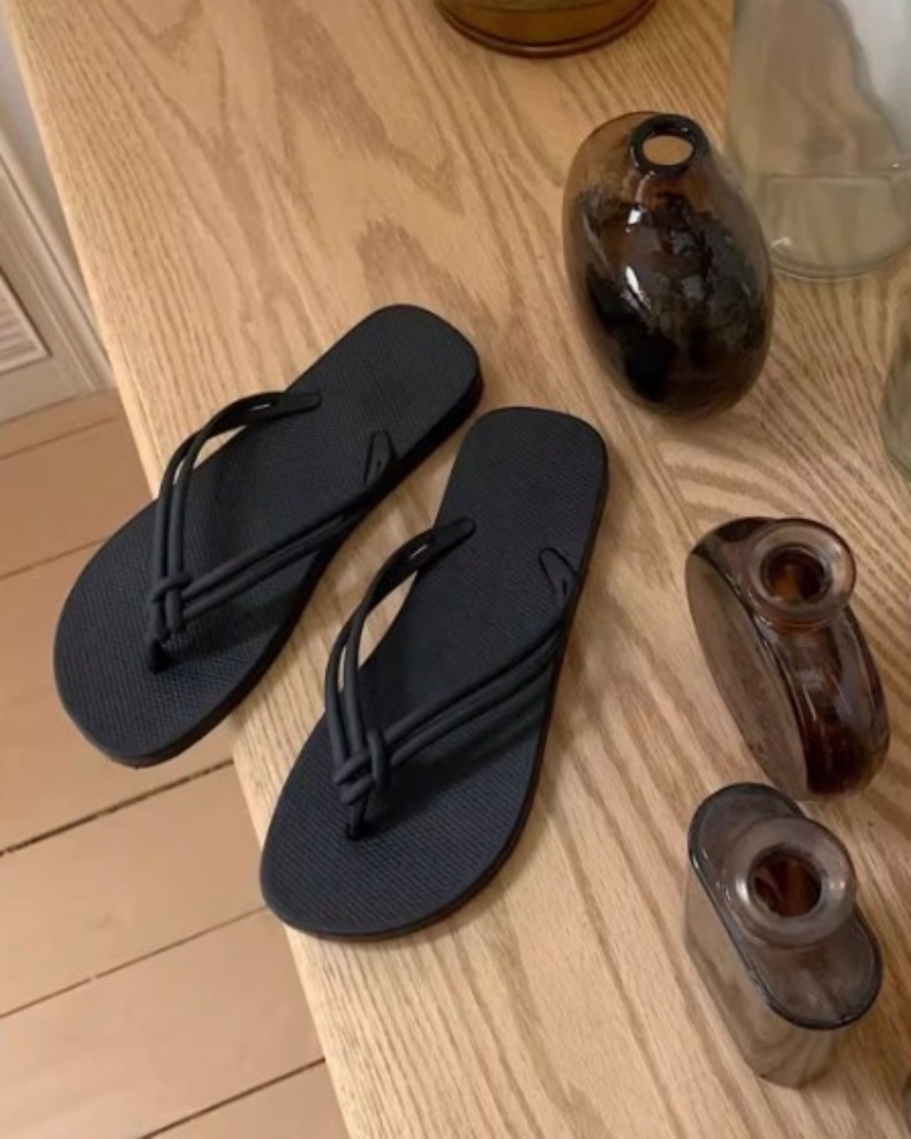 Slim strap flat beach Sandals L0116