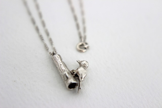 Woodpecker / Vintage Charm Necklace