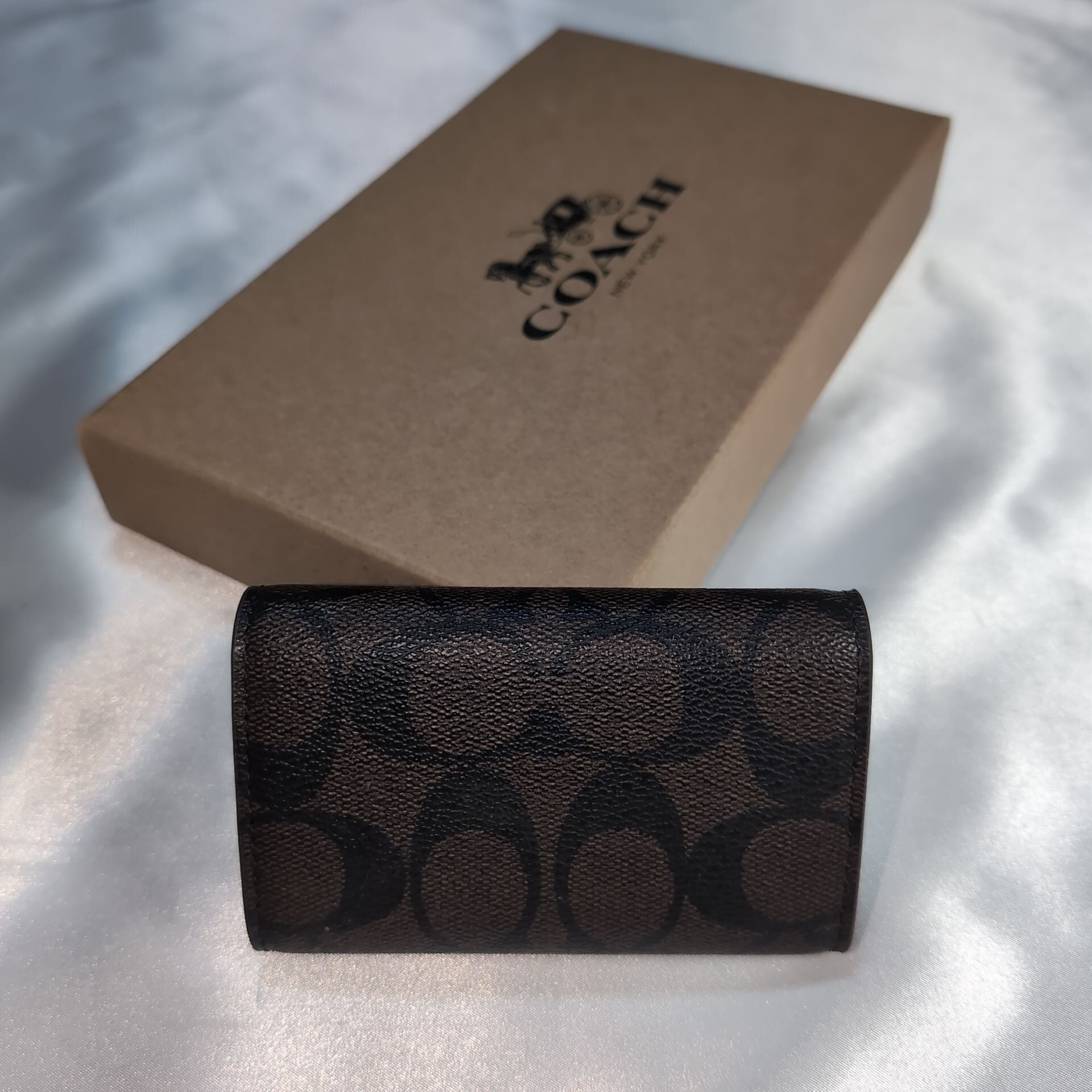 COACHコーチ 5連キーケース シグネチャーブラウン | francore