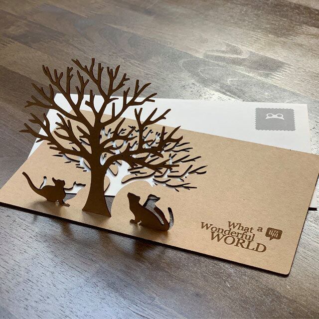 立体カード－木を見上げる2匹のねこ