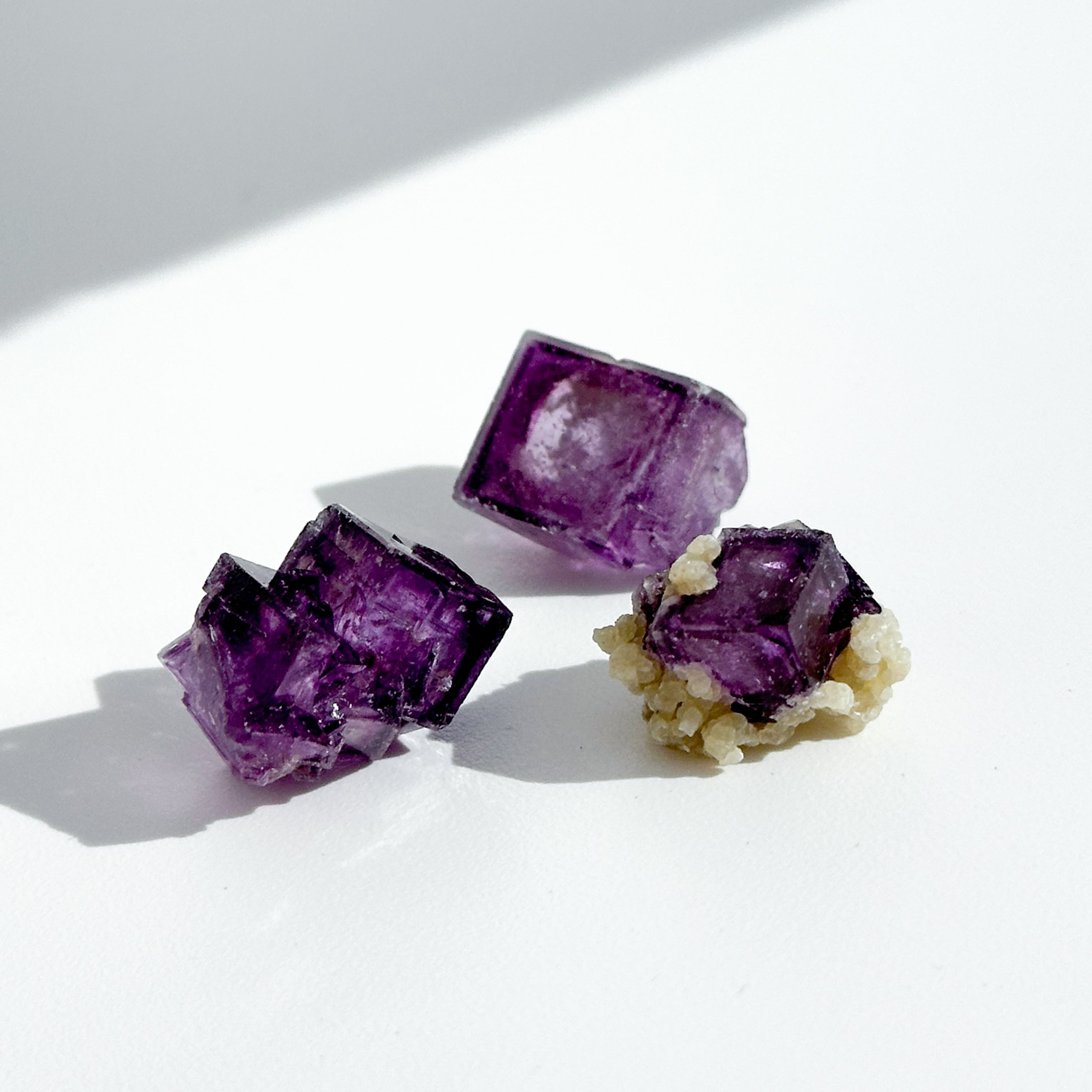 蛍光◎ヤオガンシャン産フローライト 原石 3個set01 ◇ Fluorite ◇天然石・鉱物・パワーストーン