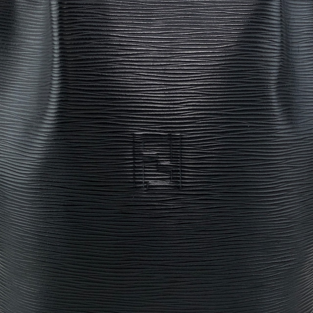 FENDI フェンディ ショルダーバッグ ブラック FFロゴ レザー バケツ型 vintage ヴィンテージ オールド 76k8ej