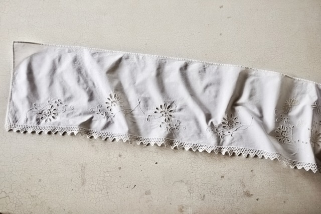 フランス 212c 檸檬色蝶々と刺繍クロス カーテン アンティーク