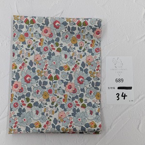 《689》◆輸入　リバティ　LIBERTY　タナローン　カットクロス　ハギレ