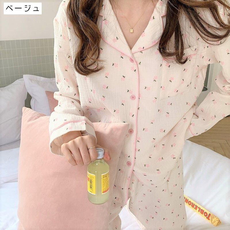 寝る時も 可愛く 女子力up 2点セット パジャマ 小花柄 開襟 パイピング ナイトウェア 部屋着 フェミニン ガーリー おうち時間 Lamitte Deco トレンド 韓国ファッション ショップ Base店