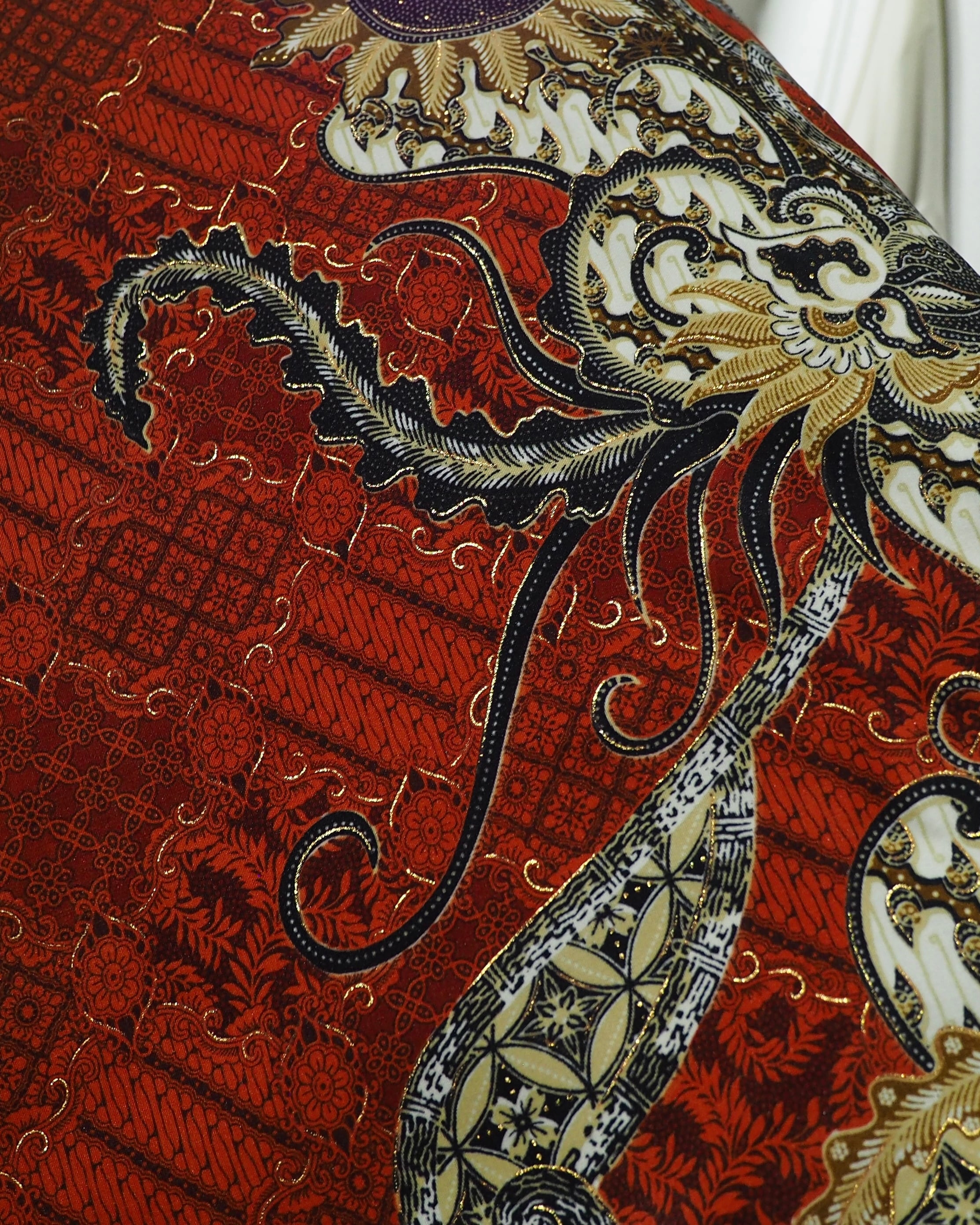 " 絢爛 " Beautiful Oriental Batik Flower Pattern Vintage Drape Loose Shirt