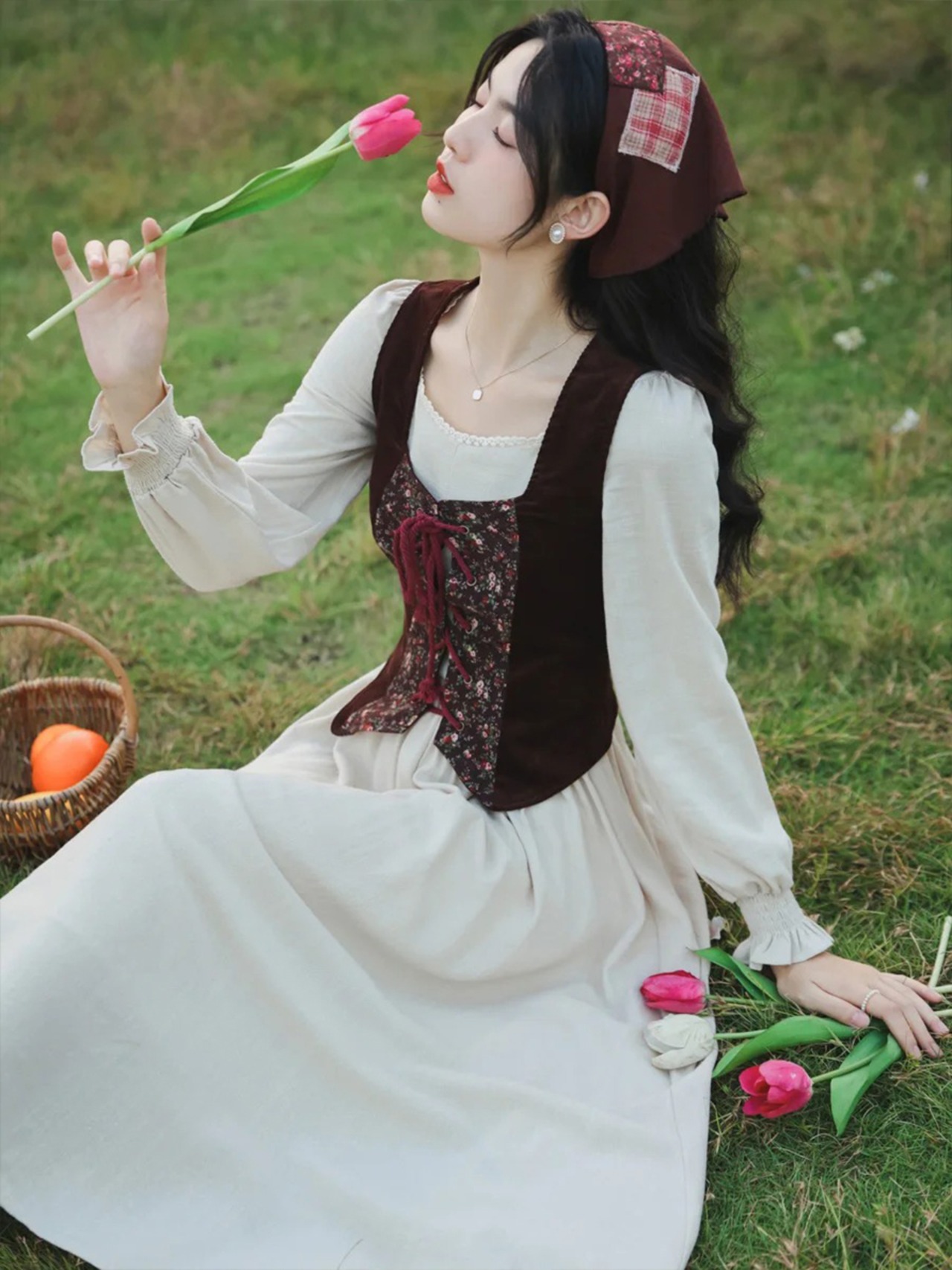 【0089】2sets Vintage Vest Long Sleeve Dress