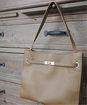 牛革◆ショルダーバッグ【e-70203】