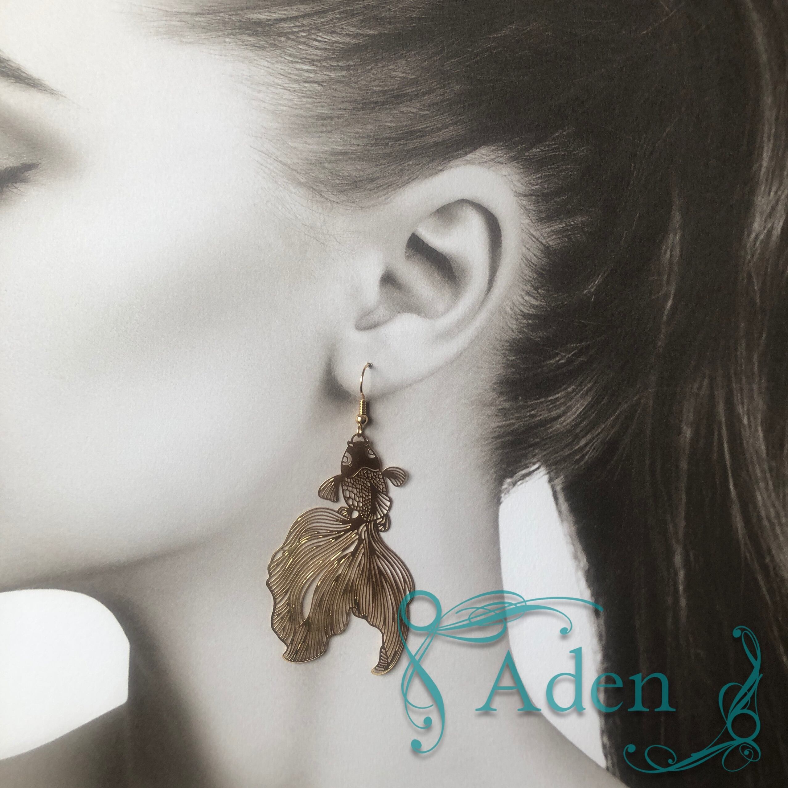 ♦︎金魚 ピアス ゴールド | Aden