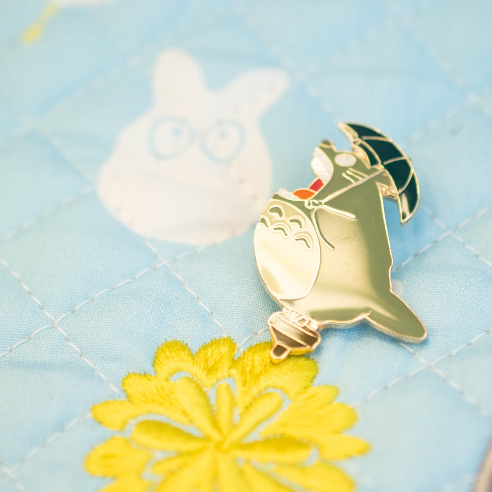 となりのトトロ ピンズ（大トトロ吠え / T-04/5760） | すすのこ商店