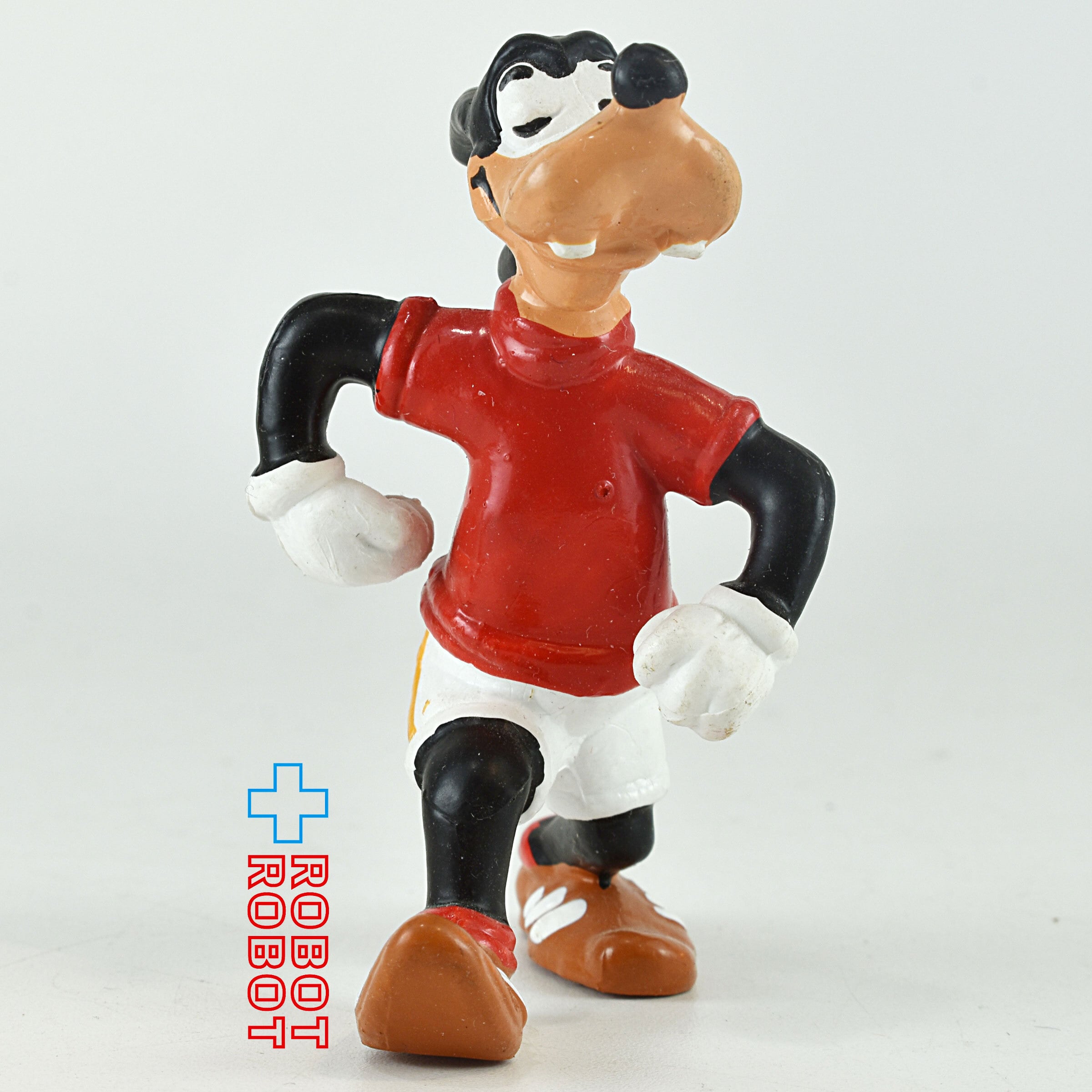ディズニー グーフィー サッカー 赤シャツ 目つぶり PVCフィギュア