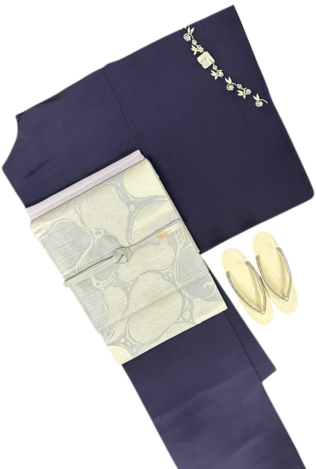 大島紬　縞模様　小紋　フルセット　着物　正絹　証紙　裄69cm しつけ付き　p1 e50ec4e4e6b006c4205176abbb7f12