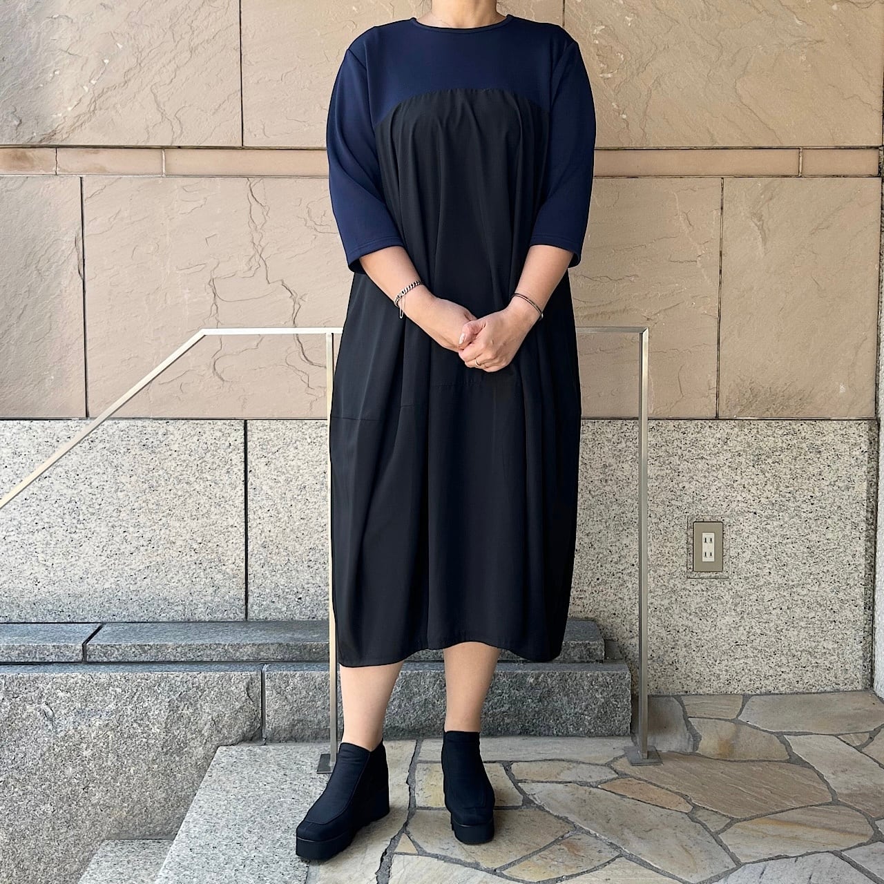 ダンボール×デシン バイカラーコクーンワンピース【245-7114  