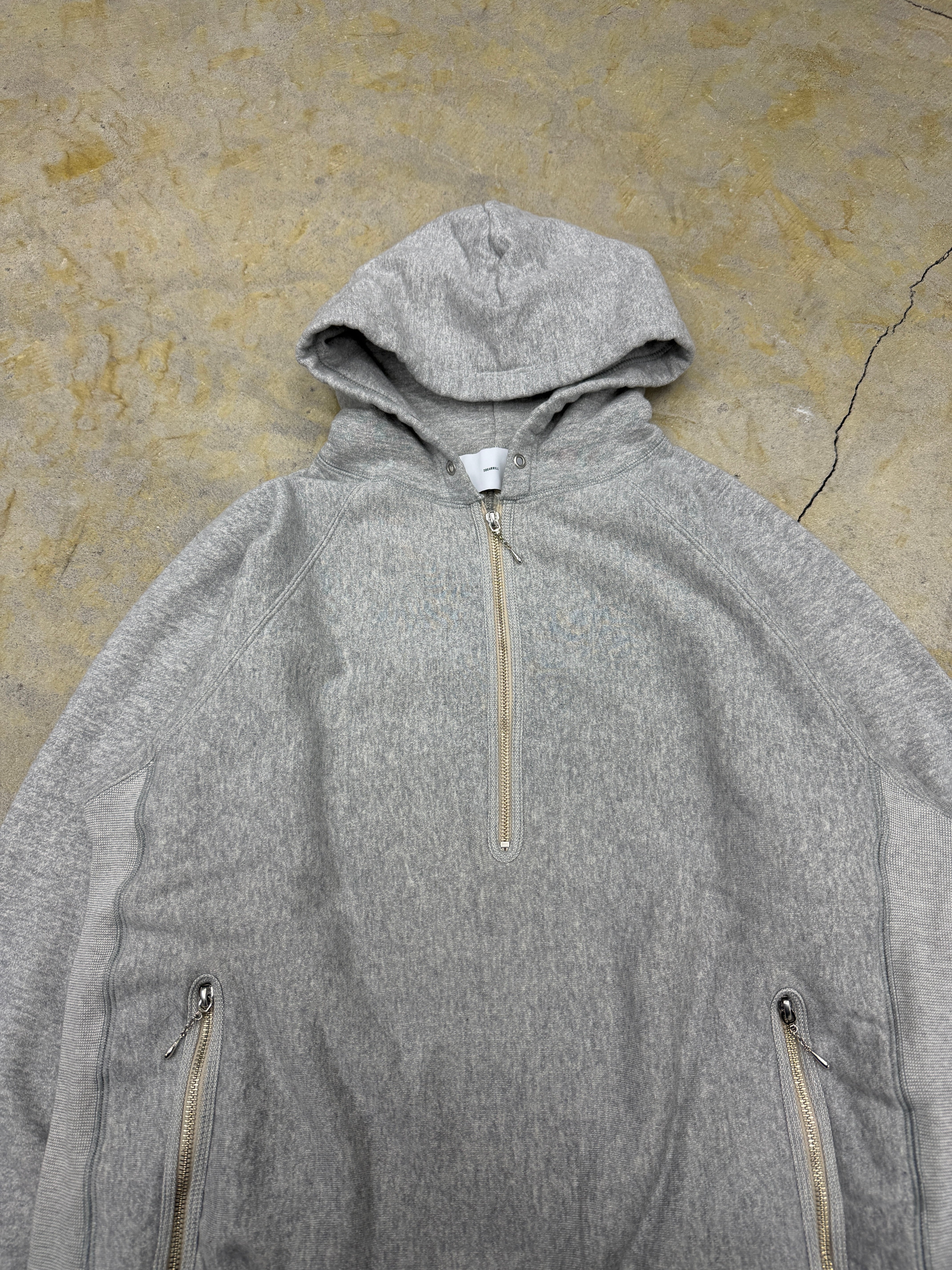 SUGARHILL | HALF ZIP-UP HOODIE | GRAY | HOWDAY