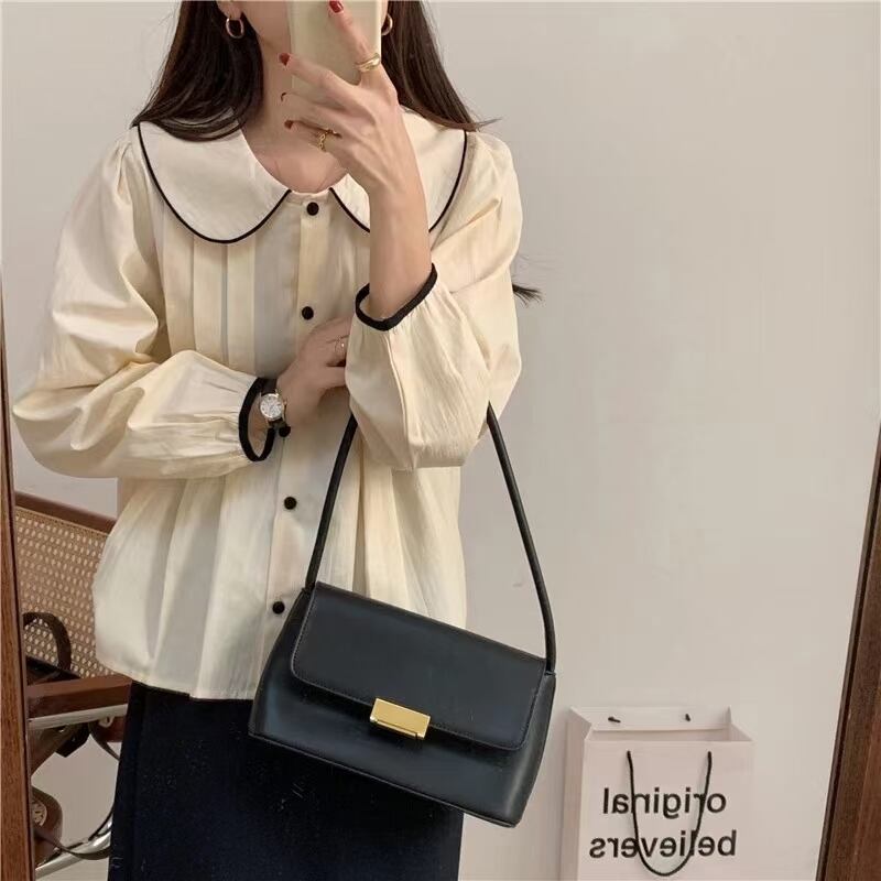 配色パイピング丸襟ブラウス　AJ1079-6027