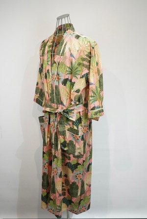 PERIOD FEATURES /  Short  Sleeved Summer Robe Coat