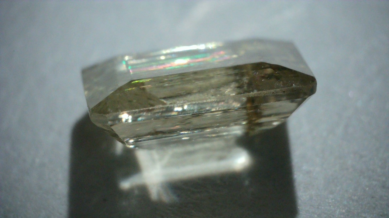 トルコ産カラーチェンジダイアスポア　1.02ct　[C11-185]