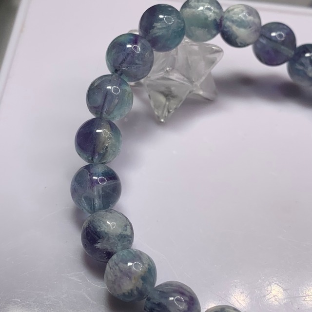 f80エンジェルフェザーフローライトブレスレット