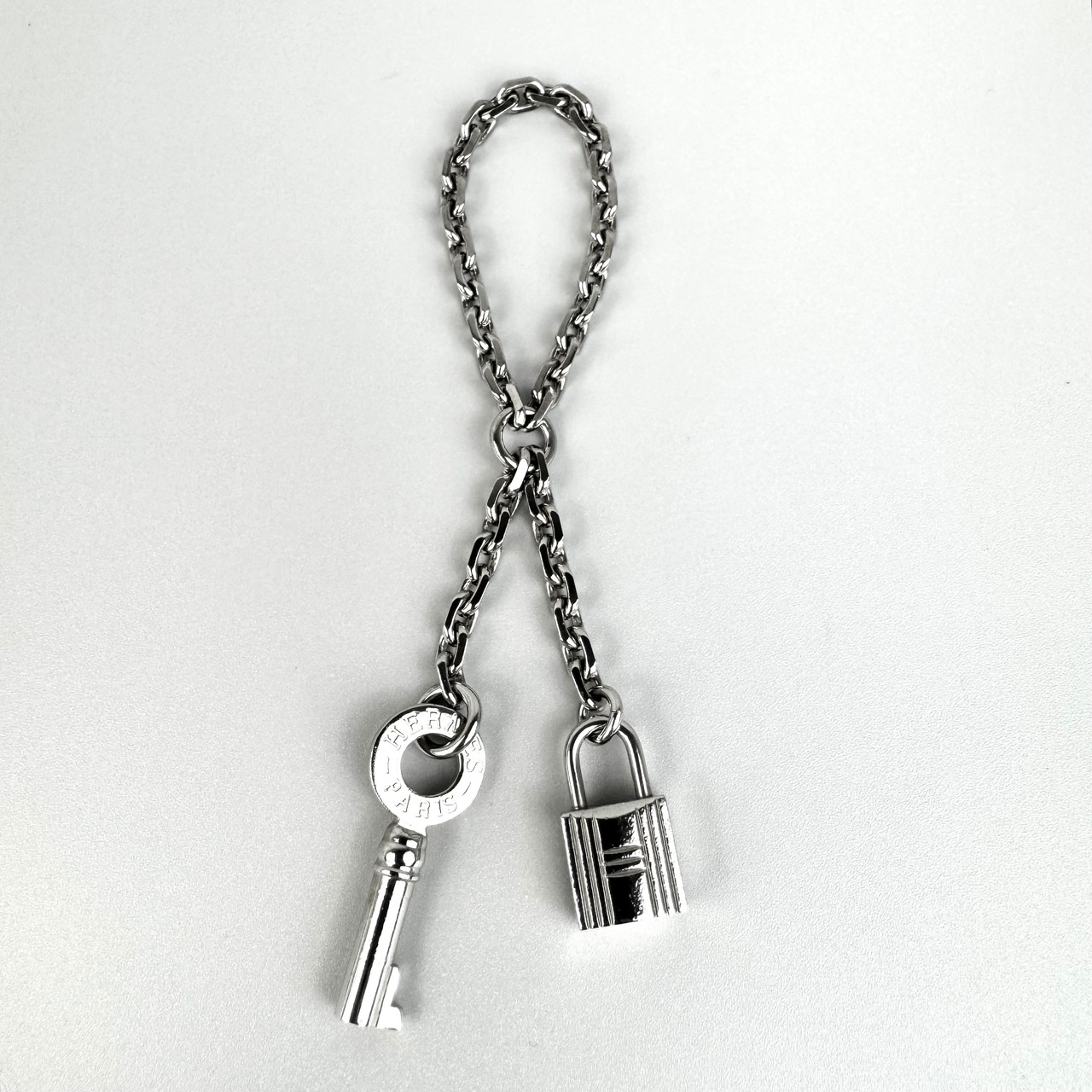 エルメス カデナ スカーフリング ゴールド グリーン メッキ レザー  